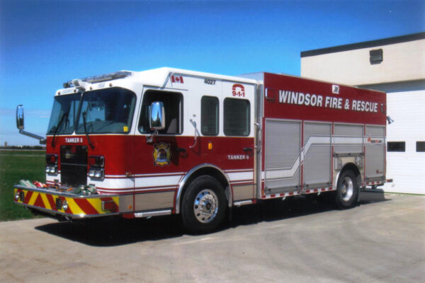 (4027) - 2009 Spartan Rosenbauer