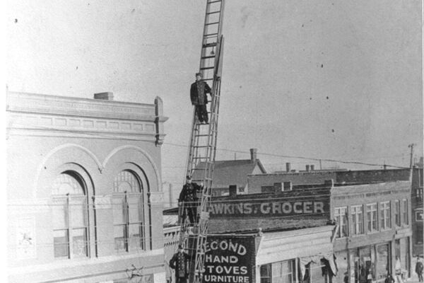 Windsor's First Aerial: Horse-Drawn 1910 Seagrave 85'
