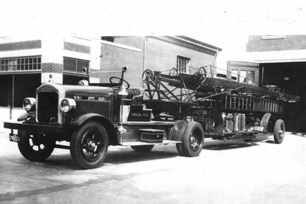 Former Walkerville aerial with replacement 1927 Gotfredson tracto